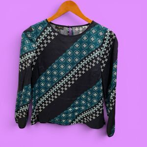 Cute aqua navy diamond stripe diagonal Talbots flowy blouse top coastal casual
